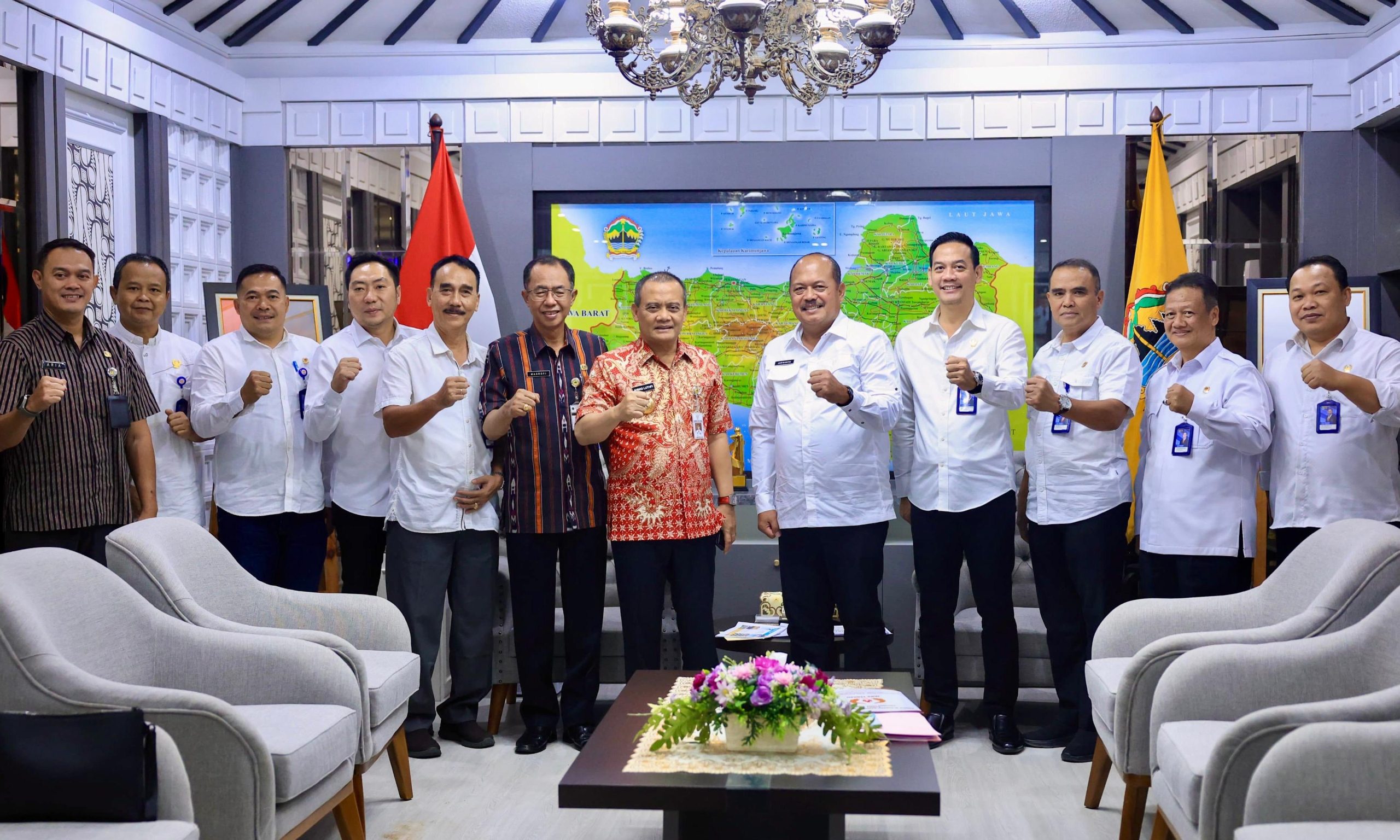 KONI Jateng saat berkunjung dengan gubernur