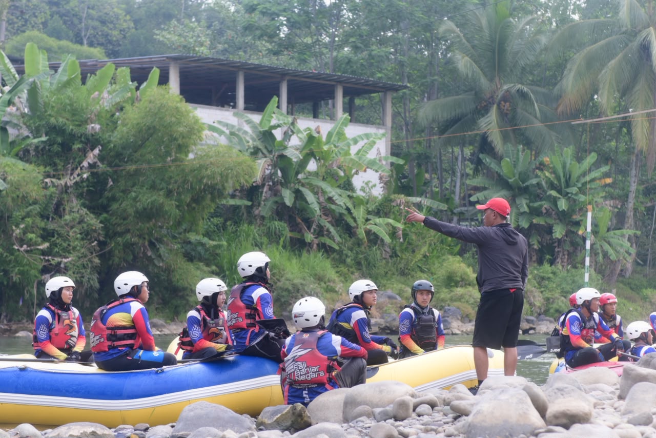 Arung jeram Banjarnegara