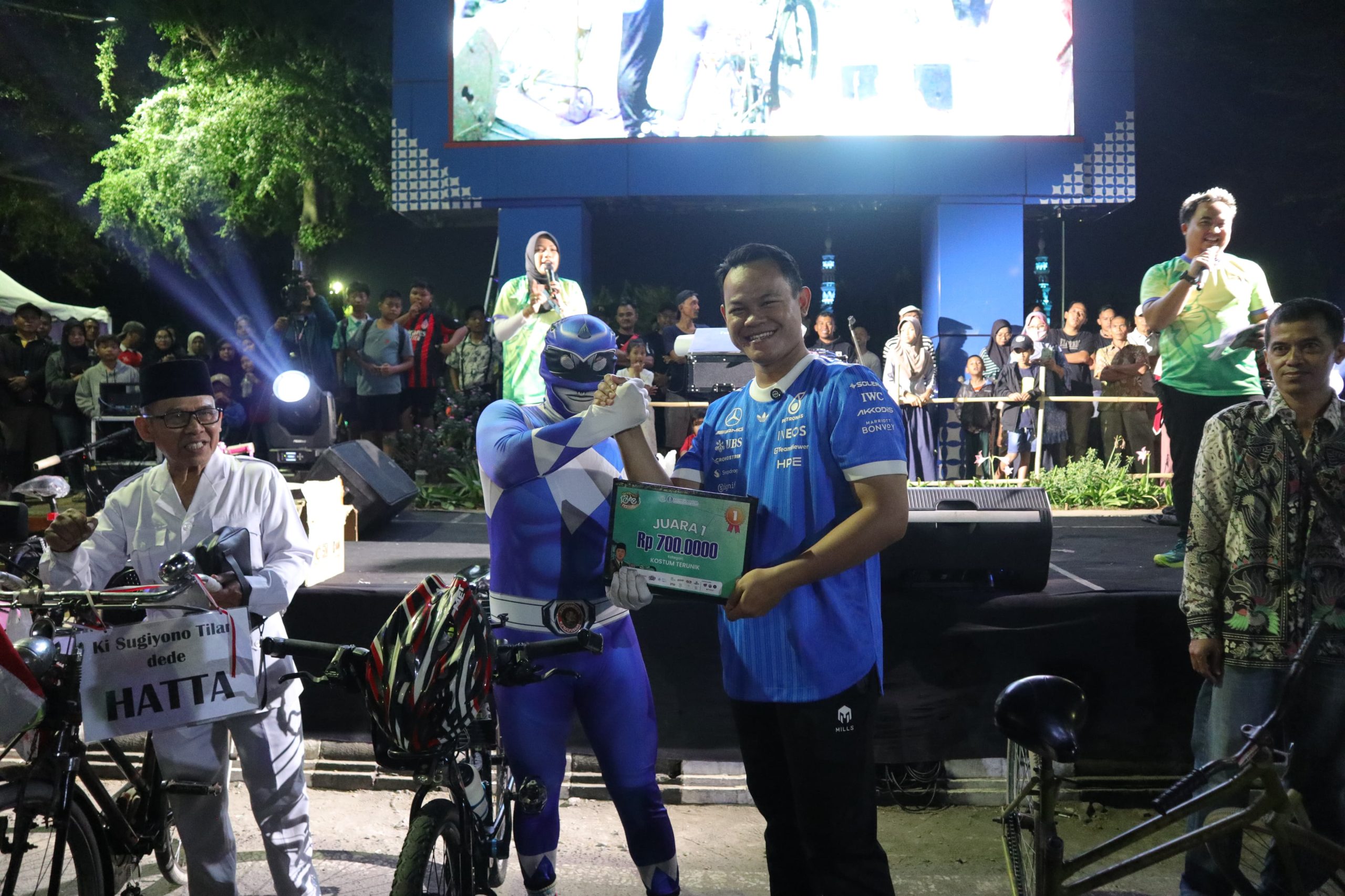 Sekitar 3.900 goweser meramaikan Soedirman Bike Festival 2026 di Purbalingga. Festival perdana ini menempuh rute 14 kilometer dan diramaikan UMKM serta sepeda kreatif.