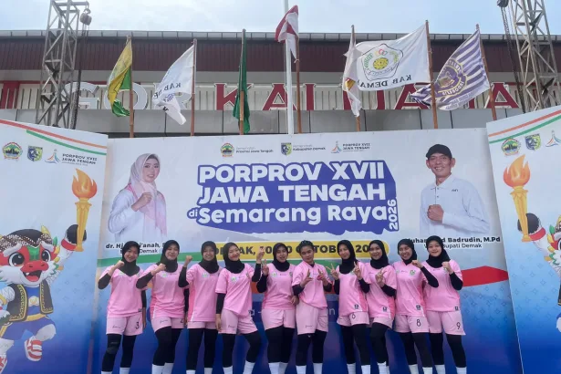Tim sepak takraw putri Banjarnegara melalju ke semifinal
